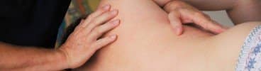 Rolfing Methode Faszientherapie Behandlung Rücken